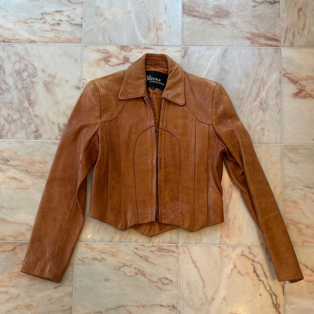 Vintage Women's Brown Leather Jacket, size 4